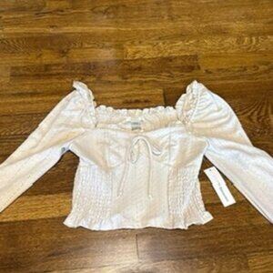 Cropped long sleeve blouse